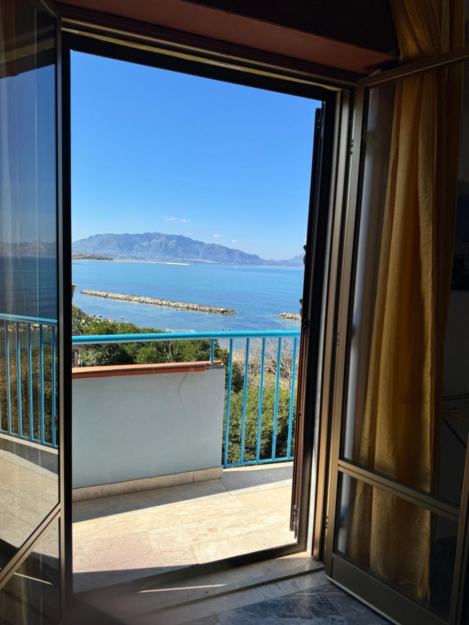 Vista Mare Apartment Trappeto  Luaran gambar