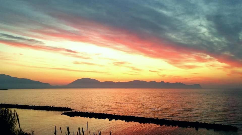 Vista Mare Apartment Trappeto  Luaran gambar