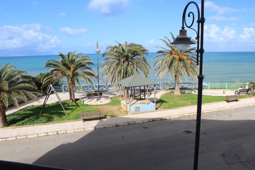 Vista Mare Apartment Trappeto  Luaran gambar